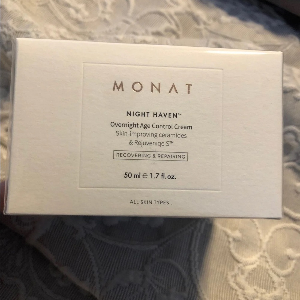 Monat Night Haven Cream